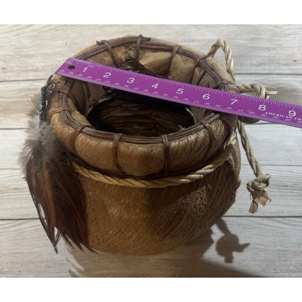 Vintage Handmade Native American Basket with Real Fur & Feathers Embellishments - Picture 3 of 6